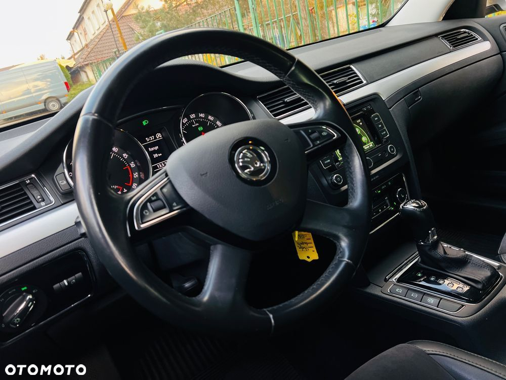 Skoda Superb 2.0 TDI DSG Exclusive - 9