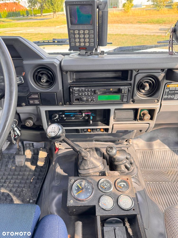 Toyota Land Cruiser - 12