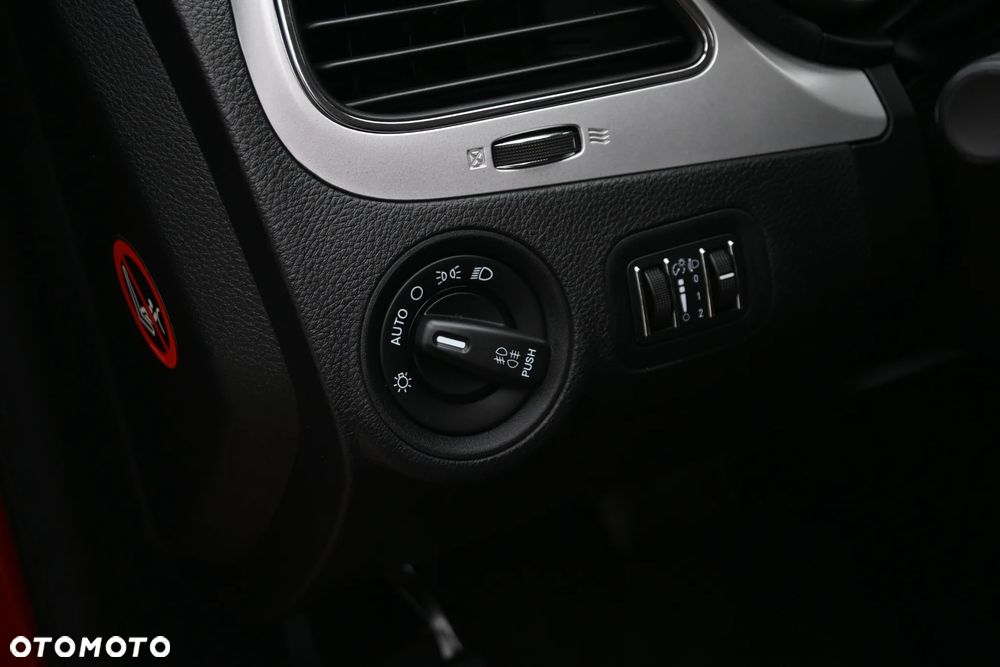 Fiat Freemont 2.0 Multijet 16V DPF Automatik Allrad Black Code - 27