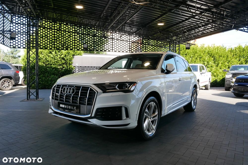 Audi Q7 - 1