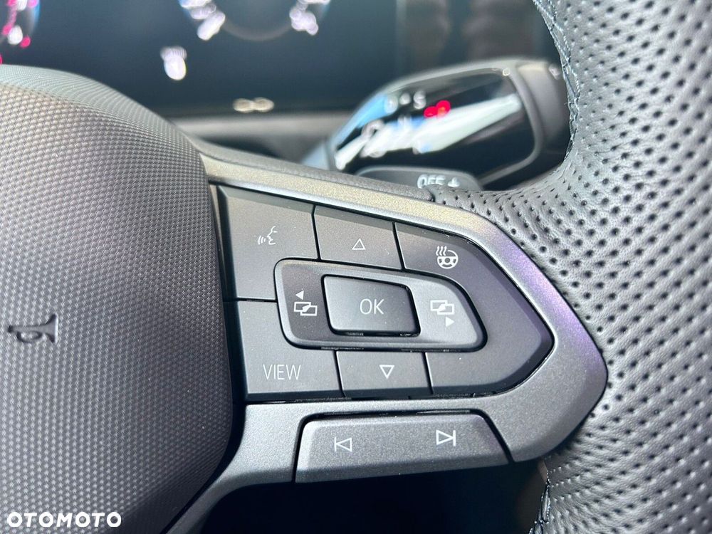 Volkswagen Tiguan - 23