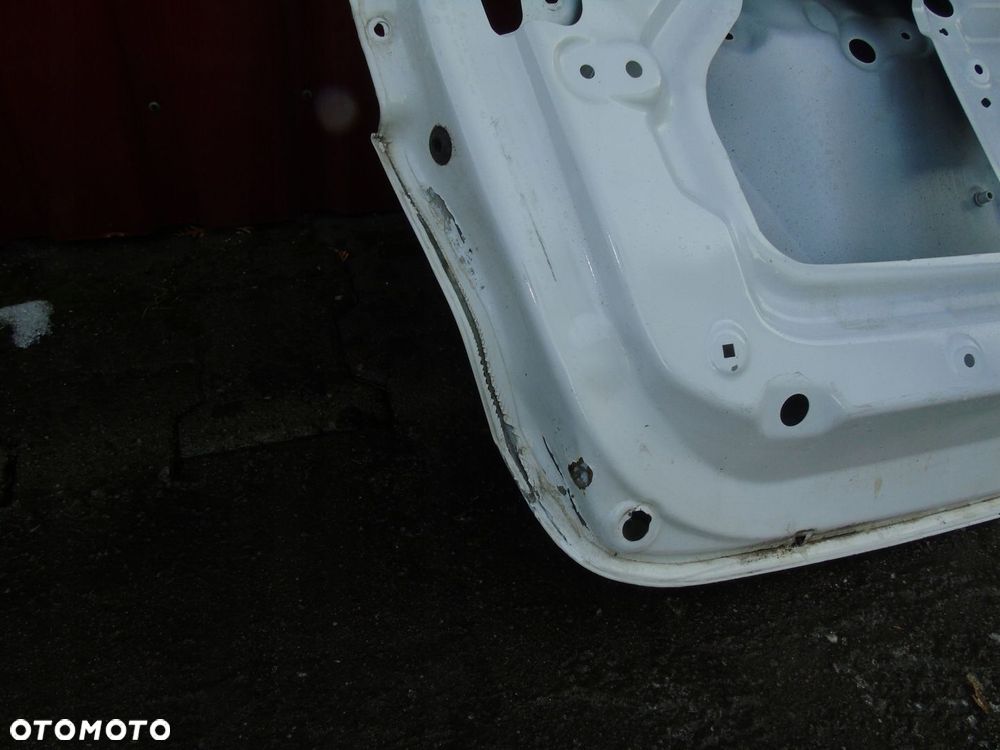 Hyundai IX35 klapa bagażnika 73700Y000 - 7