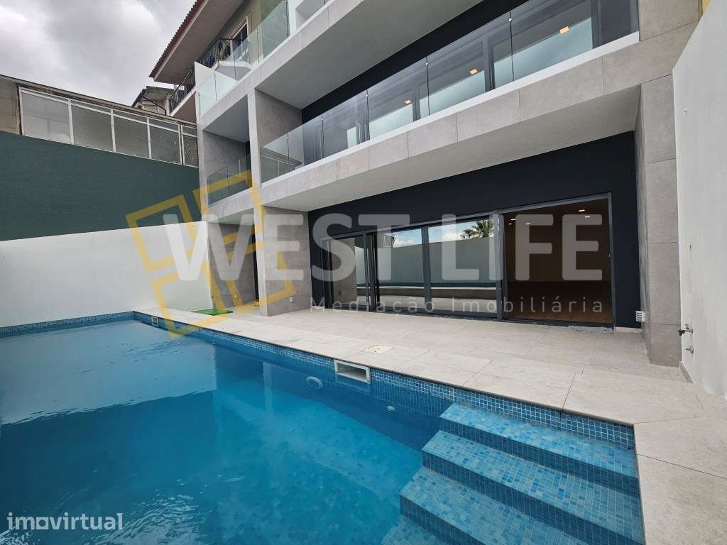 Moradia de Luxo T5 - Piscina Aquecida e Vista panorâmica deslumbran... - Grande imagem: 2/30