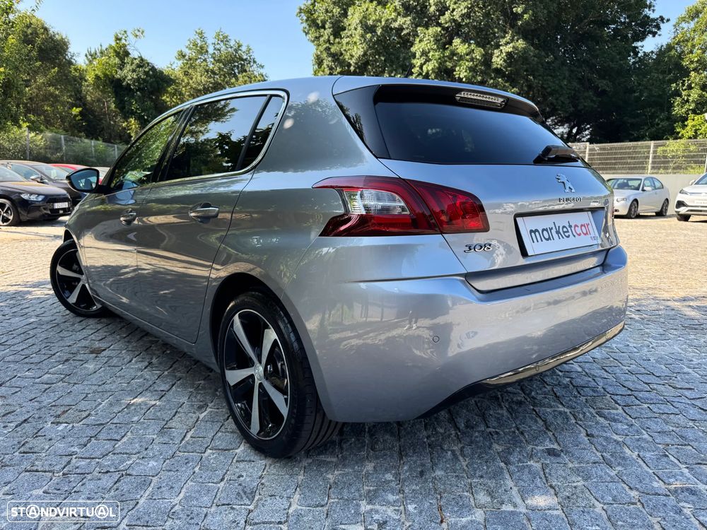 Peugeot 308 1.2 PureTech Allure Full LED - 12