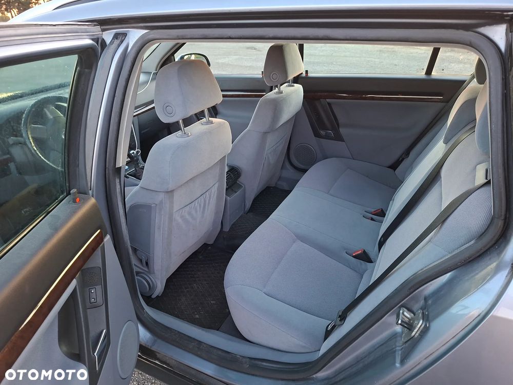 Opel Vectra 1.8 - 2