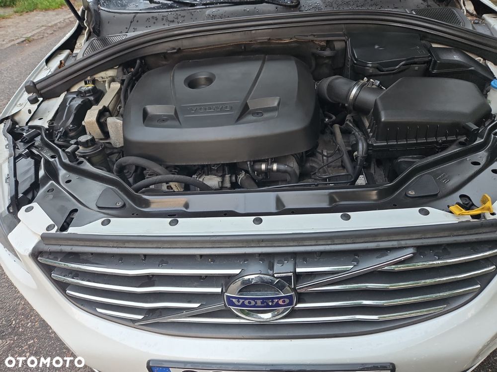 Volvo XC 60 T5 AWD Geartronic Momentum - 2