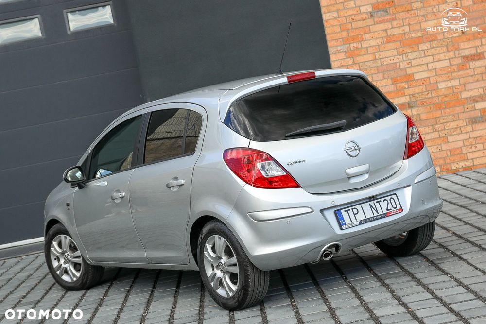 Opel Corsa 1.4 16V Satellite - 10