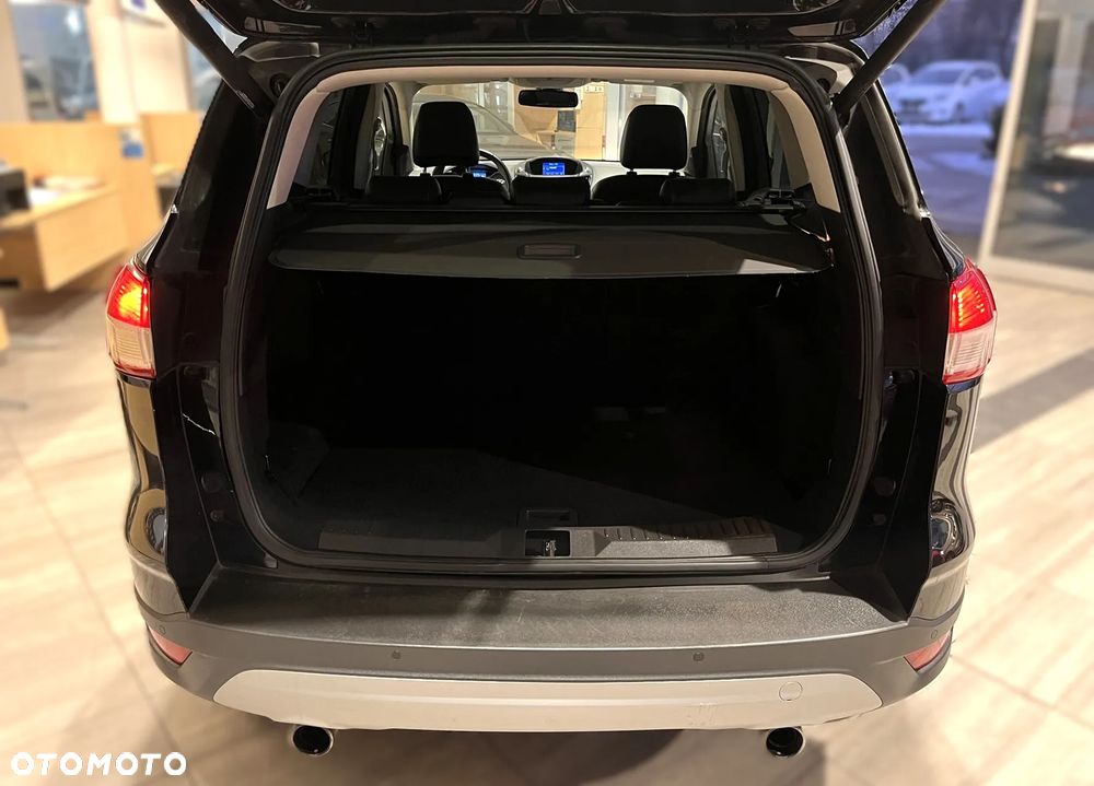 Ford Kuga 2.0 TDCi 4x4 Titanium - 28