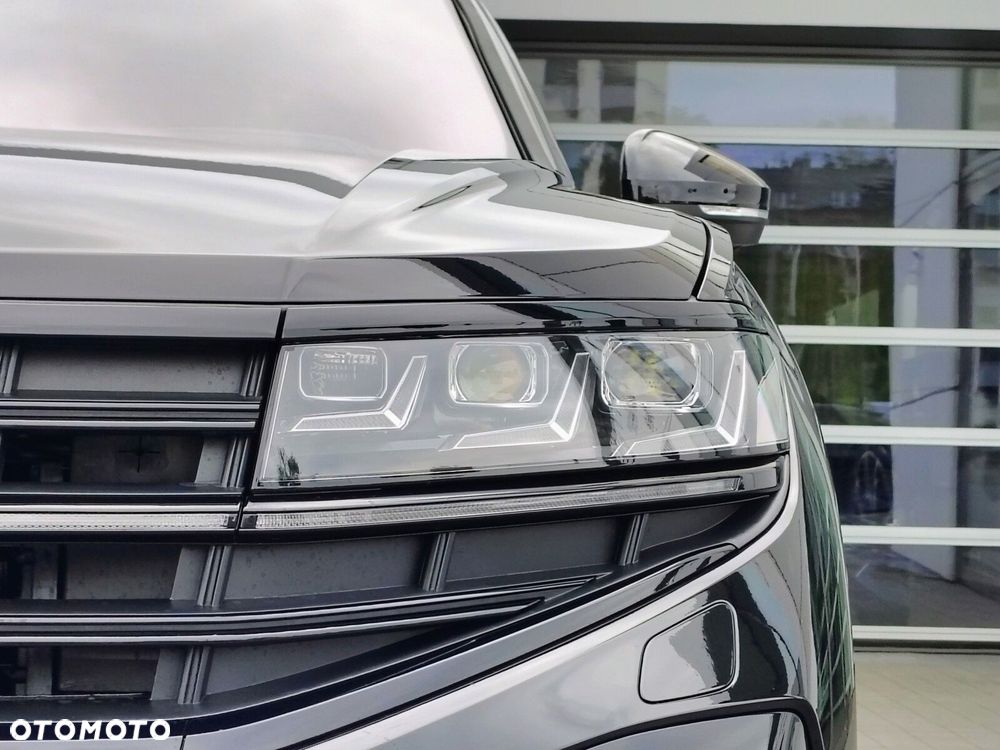 Volkswagen Touareg - 15