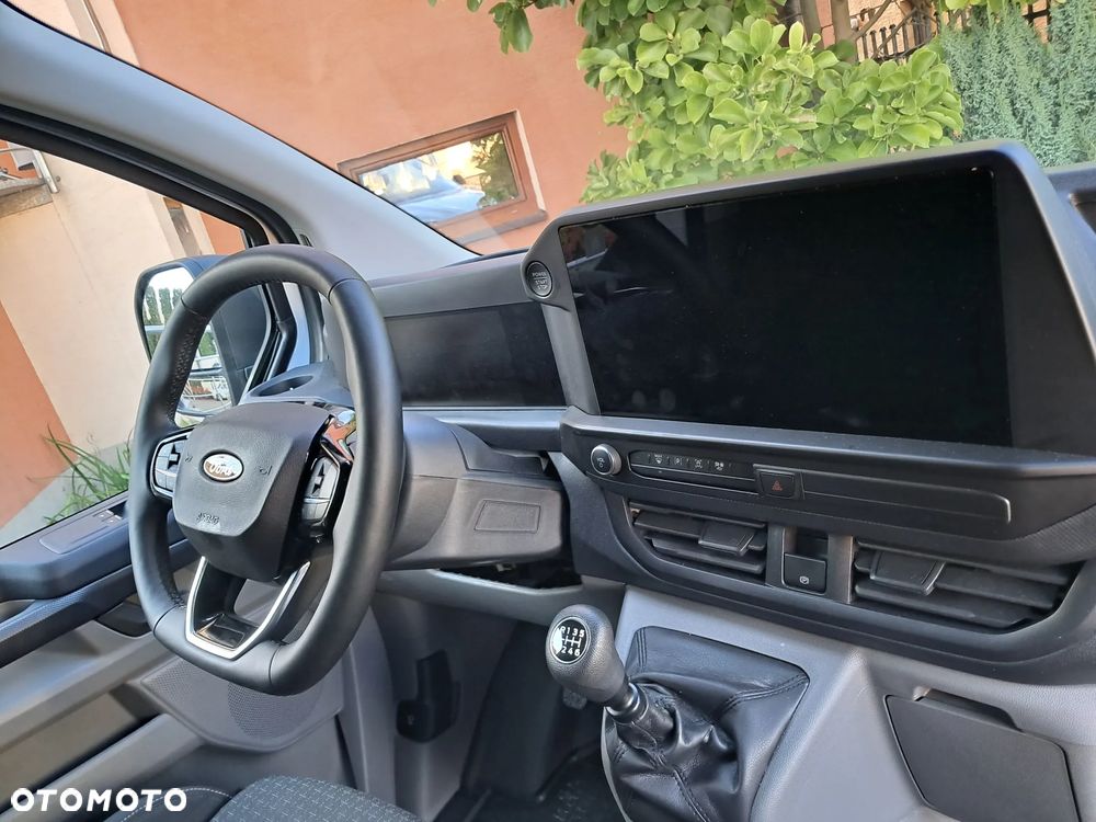 Ford Transit Custom - 9