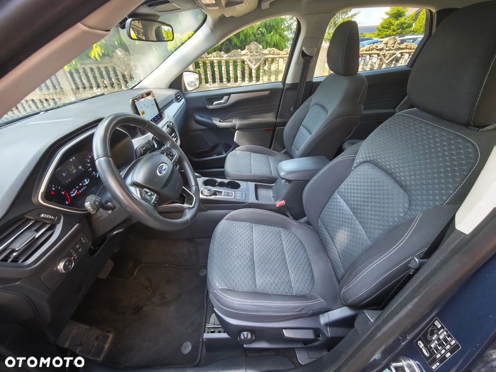 Ford Kuga 1.5 TDCi 2x4 Cool & Connect - 25