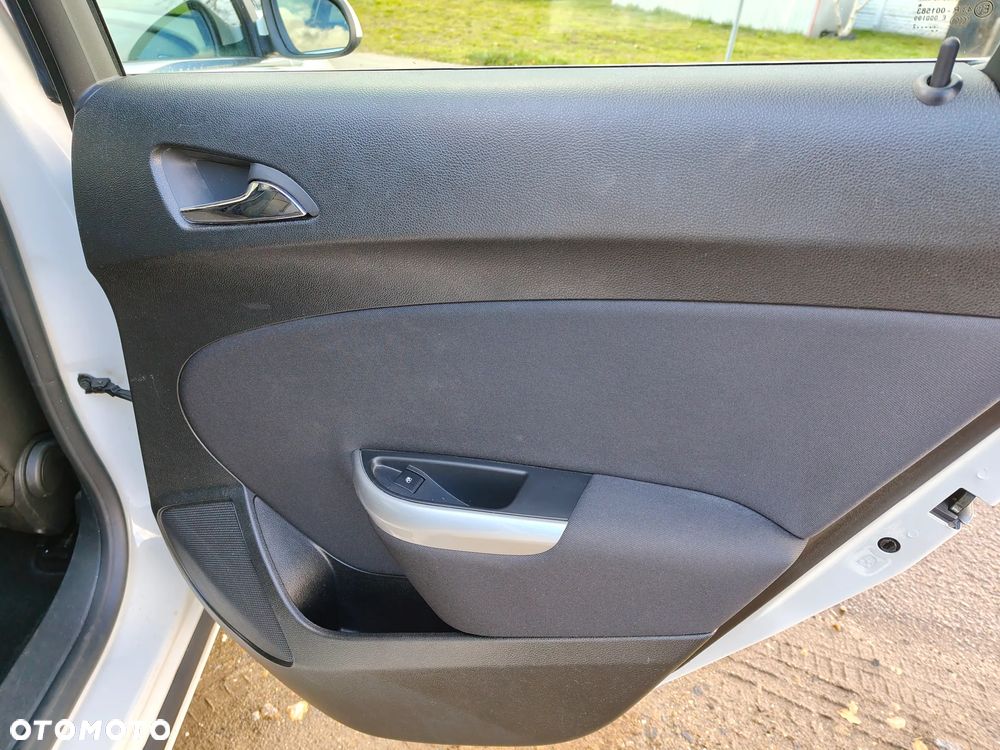 Opel Astra 1.7 CDTI DPF Cosmo - 23