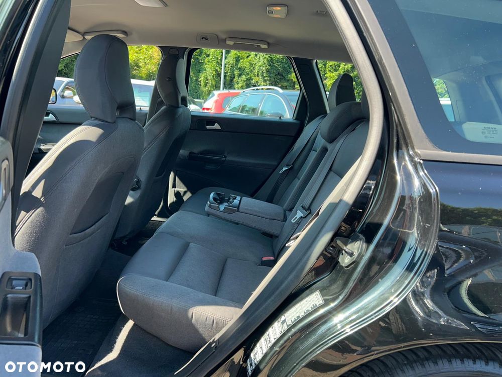 Volvo V50 1.6D DPF Momentum - 12