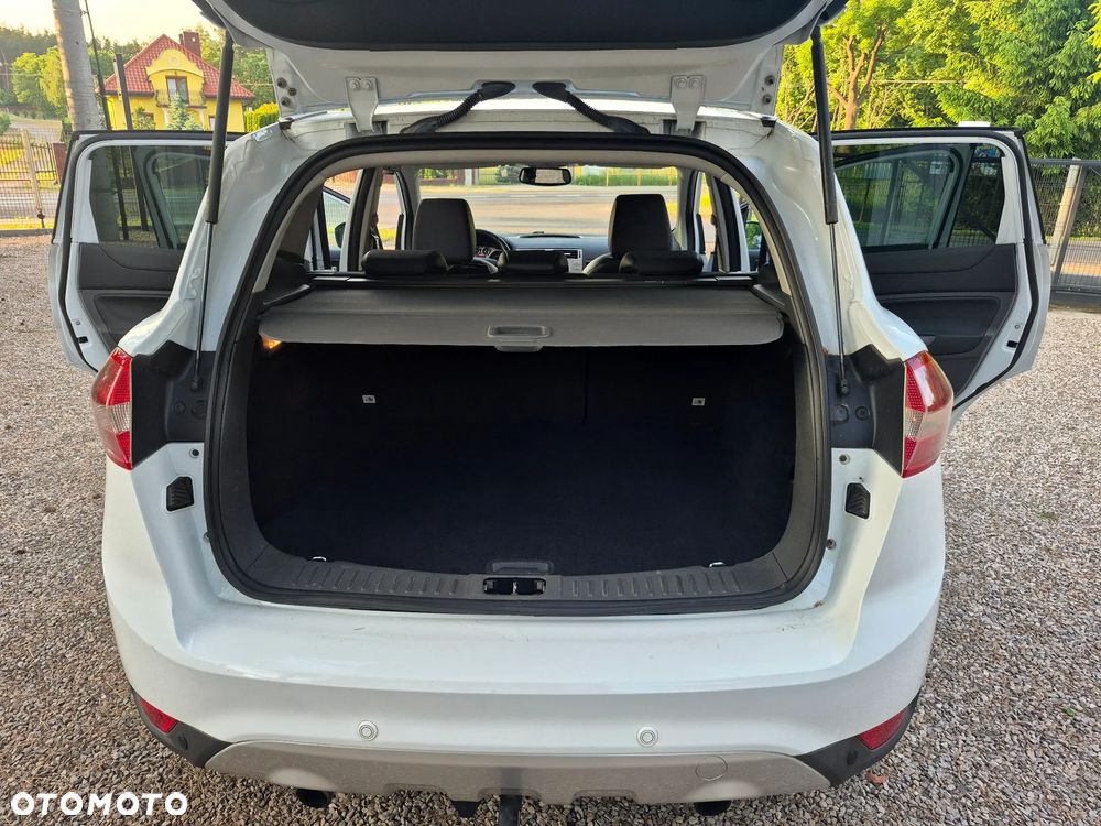 Ford Kuga - 25