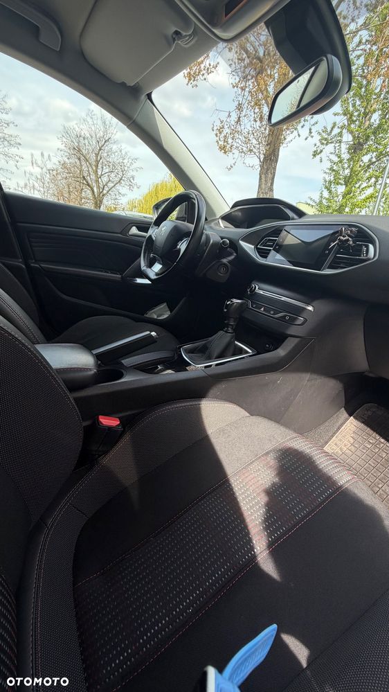 Peugeot 308 1.5 BlueHDi Business Line S&S - 30