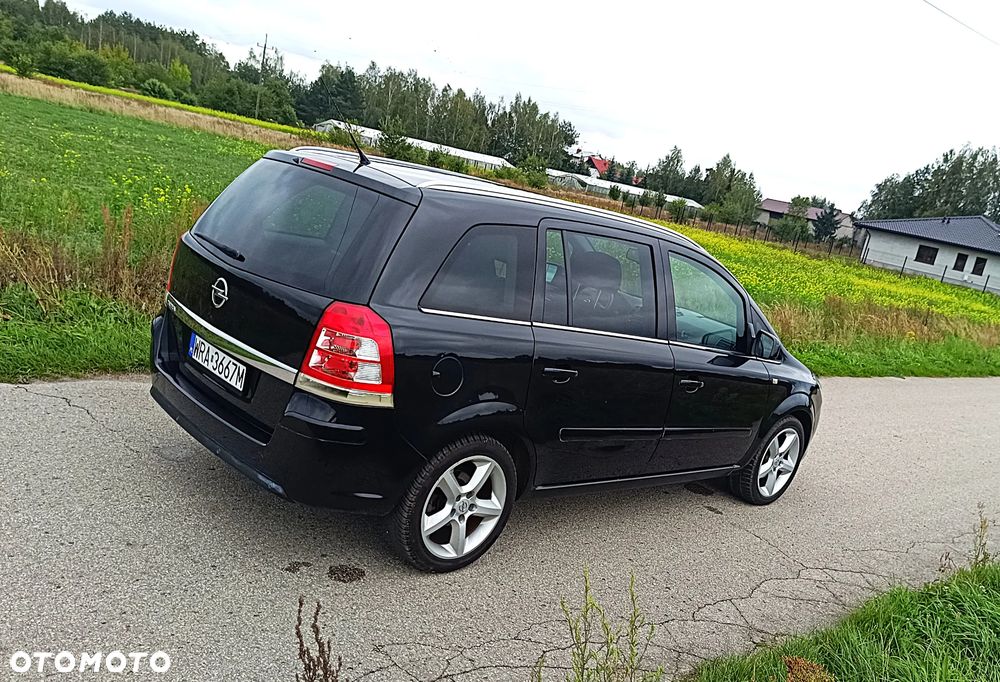 Opel Zafira - 4