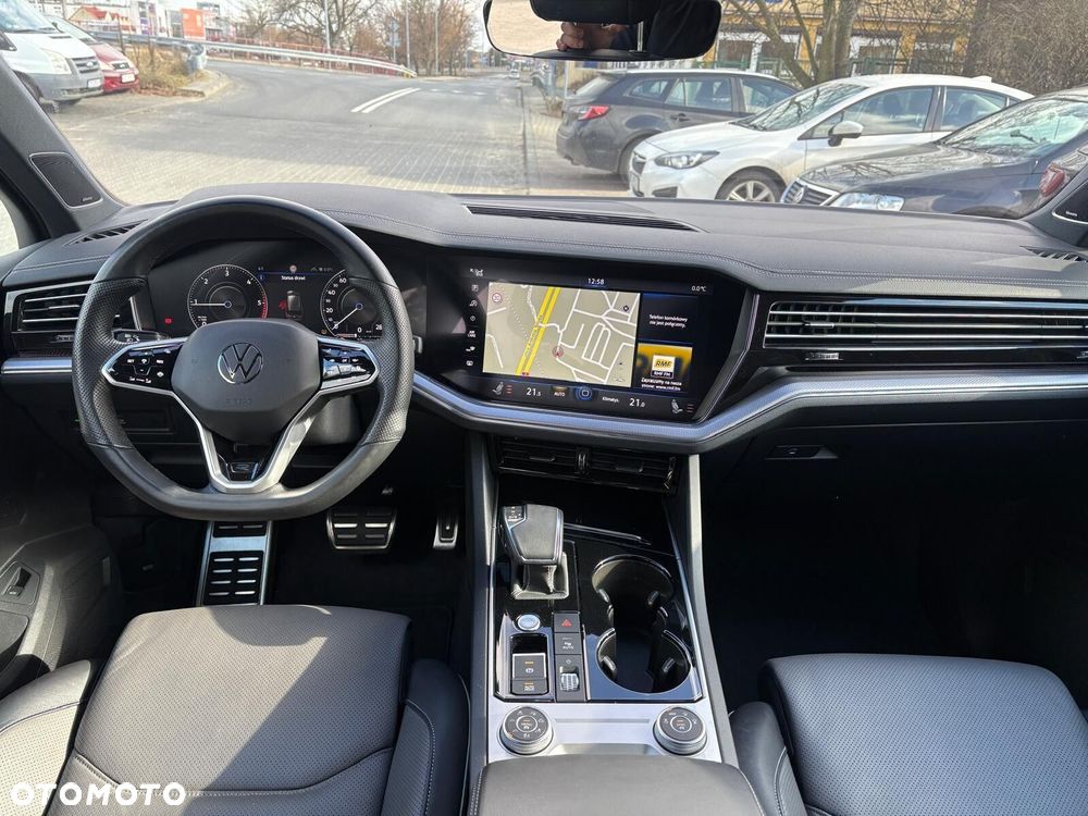 Volkswagen Touareg 3.0 V6 TDI SCR 4Mot R-Line - 11