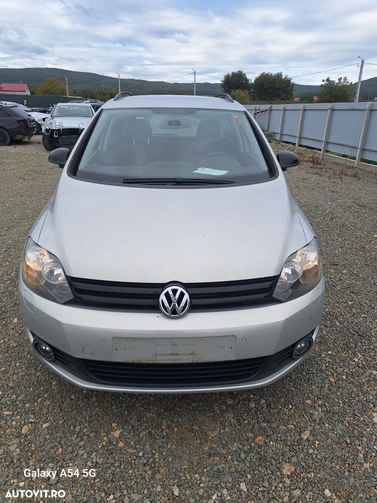 Dezmembrez VW Golf 6 Plus MACH 1.4 tsi CAXA cod culoare LR7L - 1