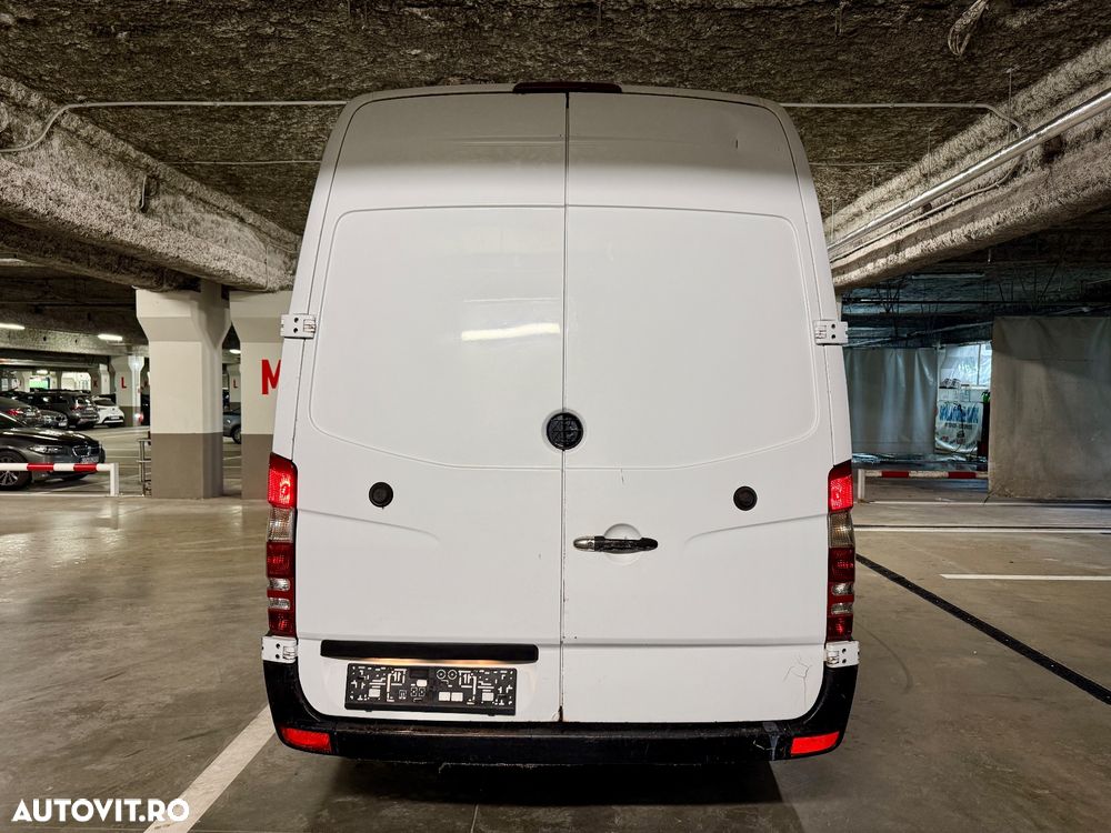 Mercedes-Benz Sprinter - 6