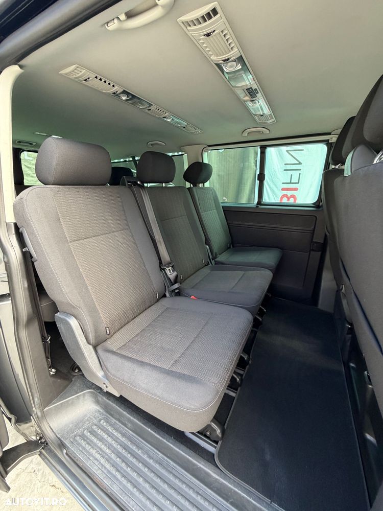 Volkswagen Caravelle - 16