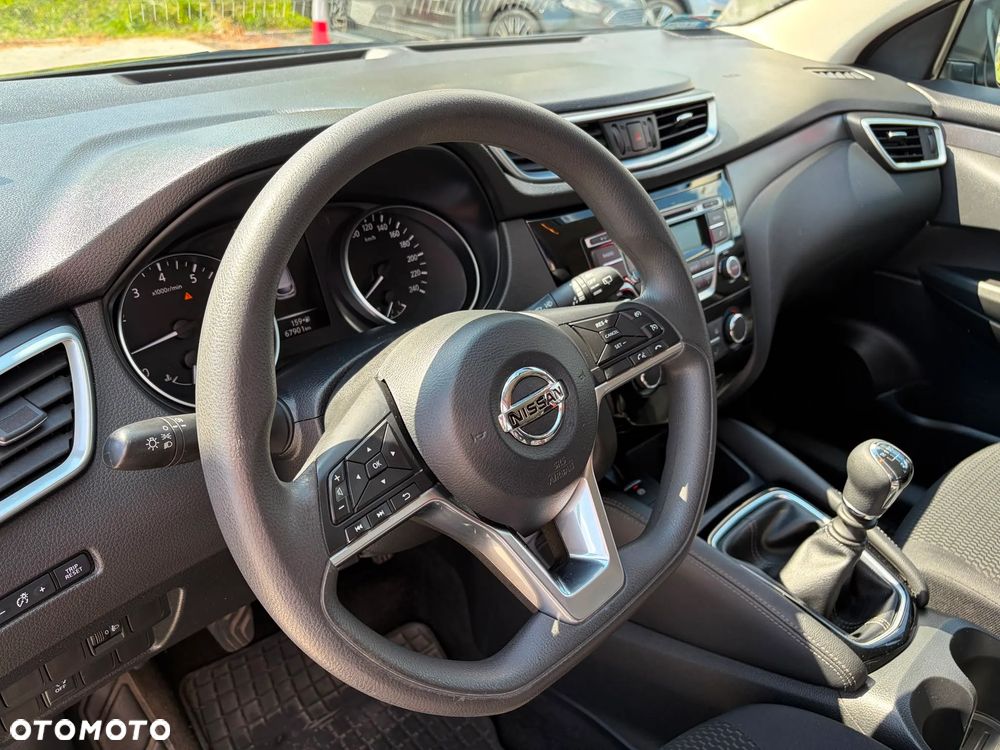 Nissan Qashqai 1.2 DIG-T Visia - 8