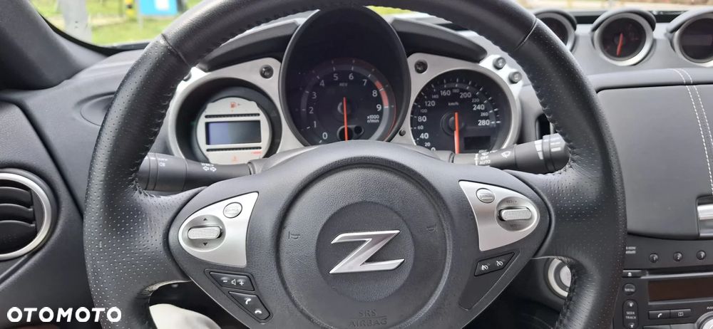 Nissan 370 Z 3.7 V6 - 5