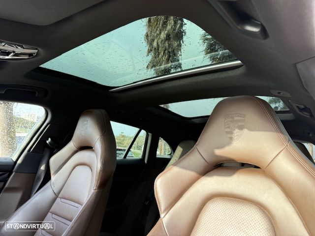 Porsche Panamera Sport Turismo - 39