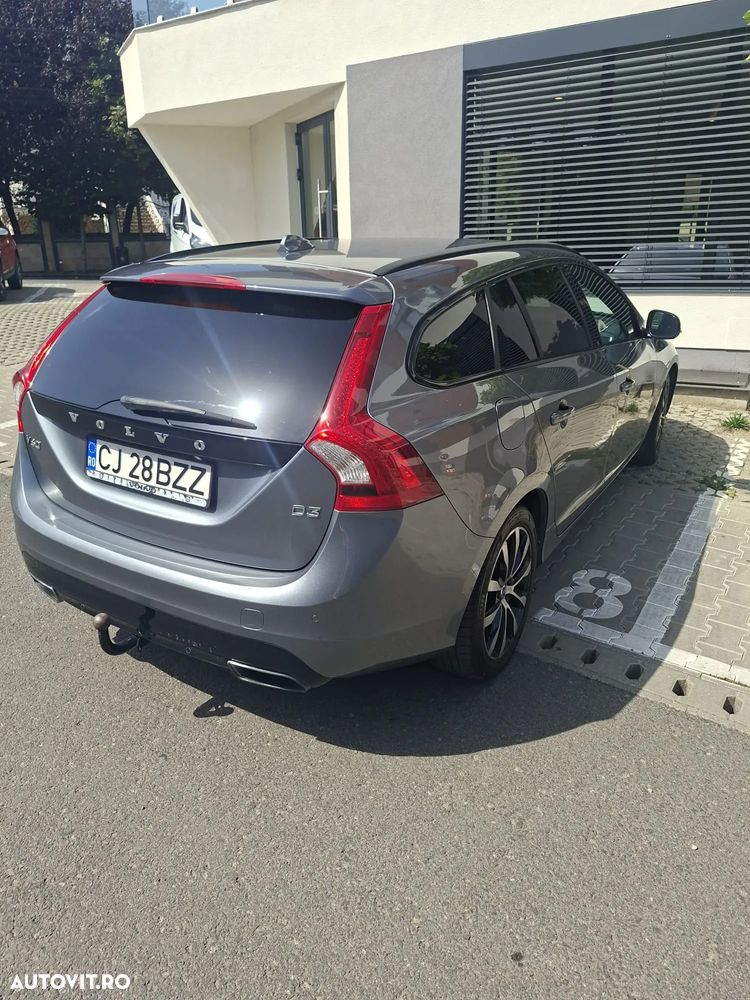 Volvo V60 D3 Summum - 4