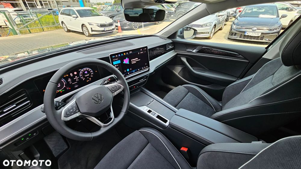 Volkswagen Passat - 13