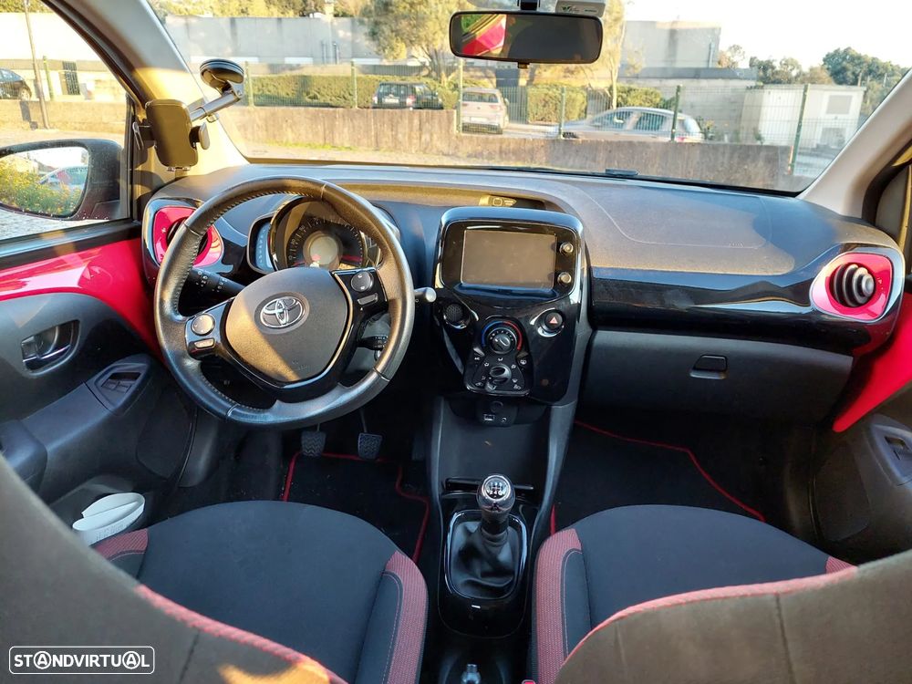 Toyota Aygo 1.0 X-Cite - 6
