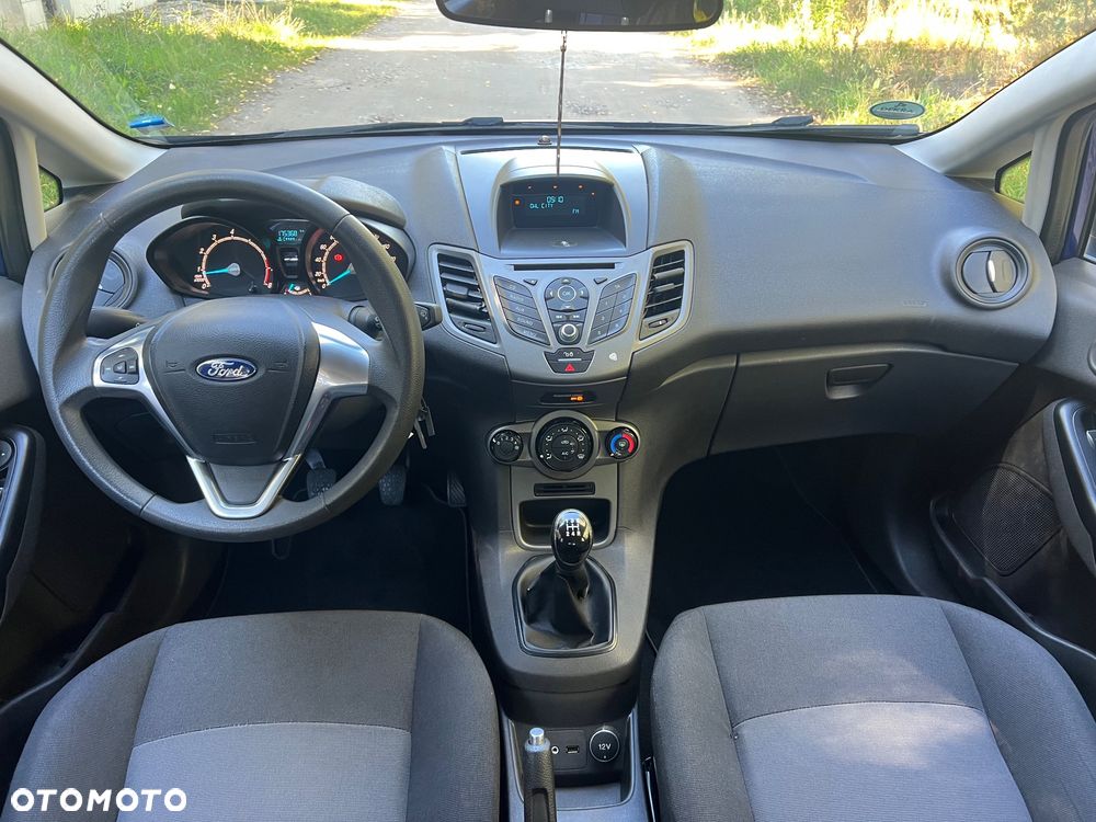 Ford Fiesta - 10
