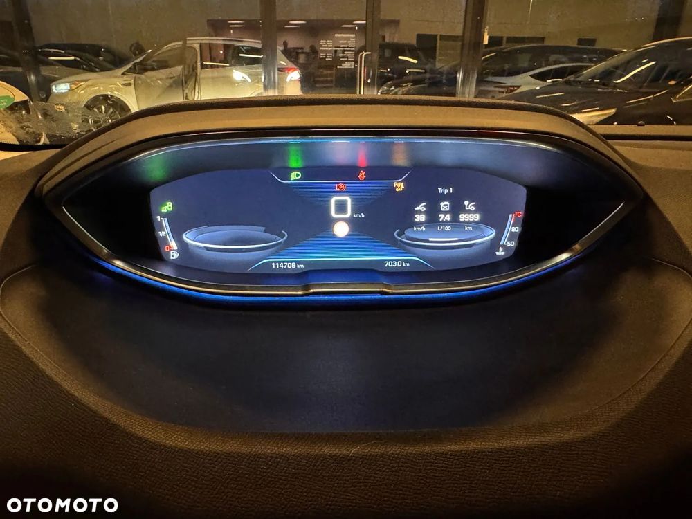 Peugeot 3008 PureTech 130 Stop & Start GPF Allure Business-Paket - 6