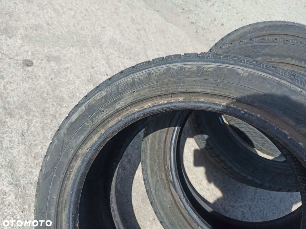 Opony zimowe 4x GOODRIDE 245/45 R18 - 2