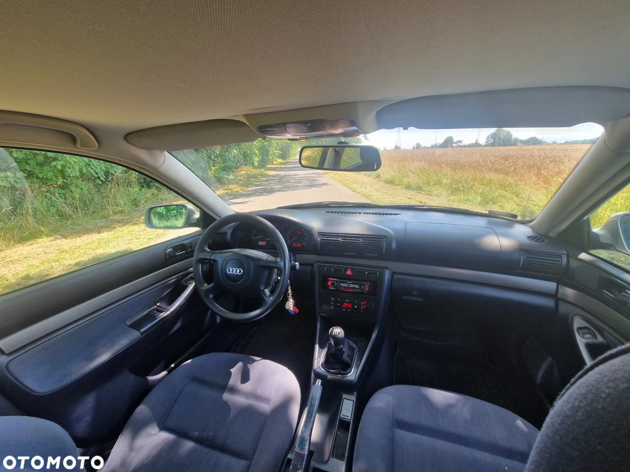 Audi A4 Avant 1.6 - 10