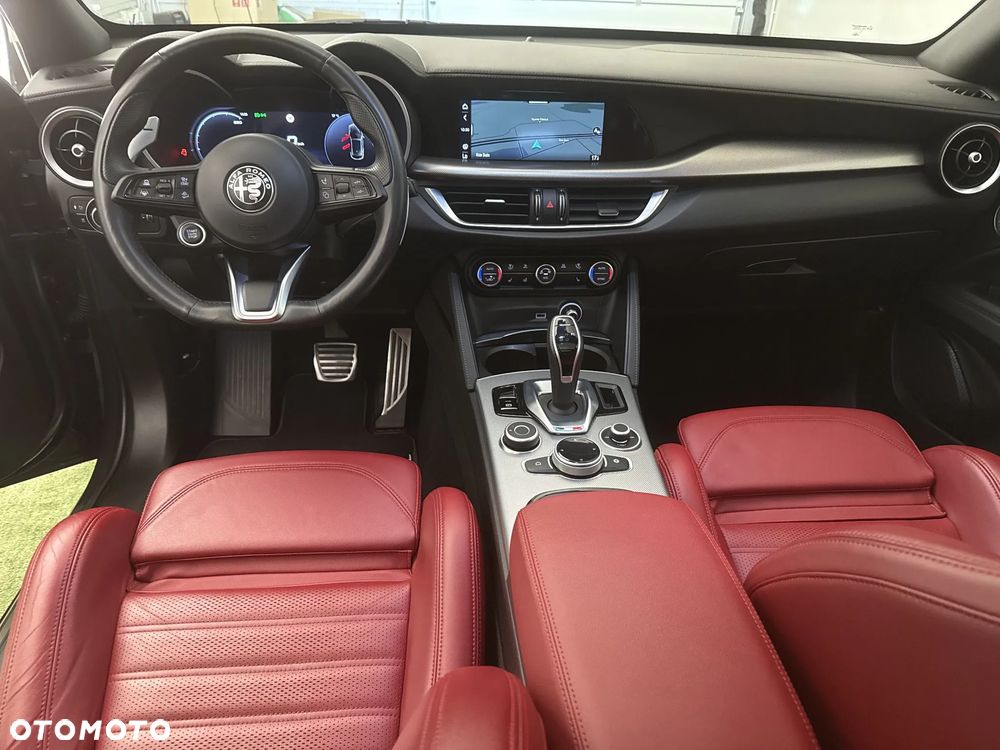 Alfa Romeo Stelvio 2.0 Turbo Veloce Q4 - 23