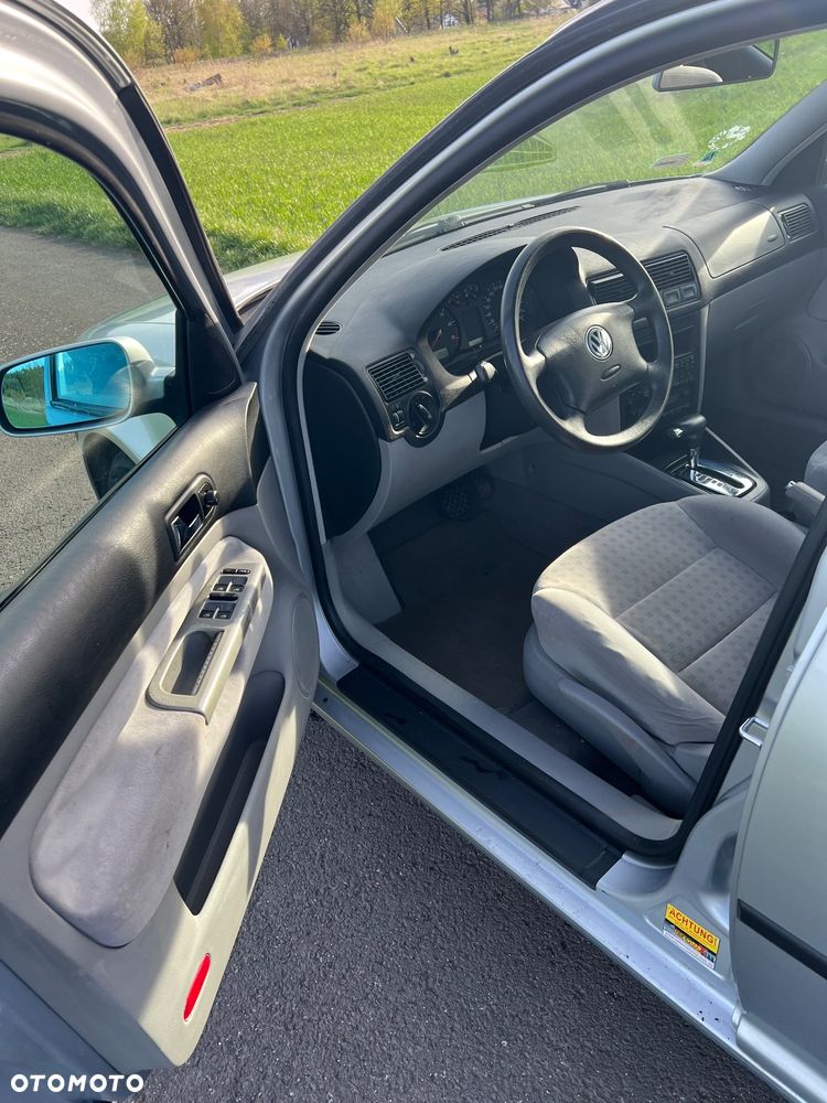 Volkswagen Golf - 13