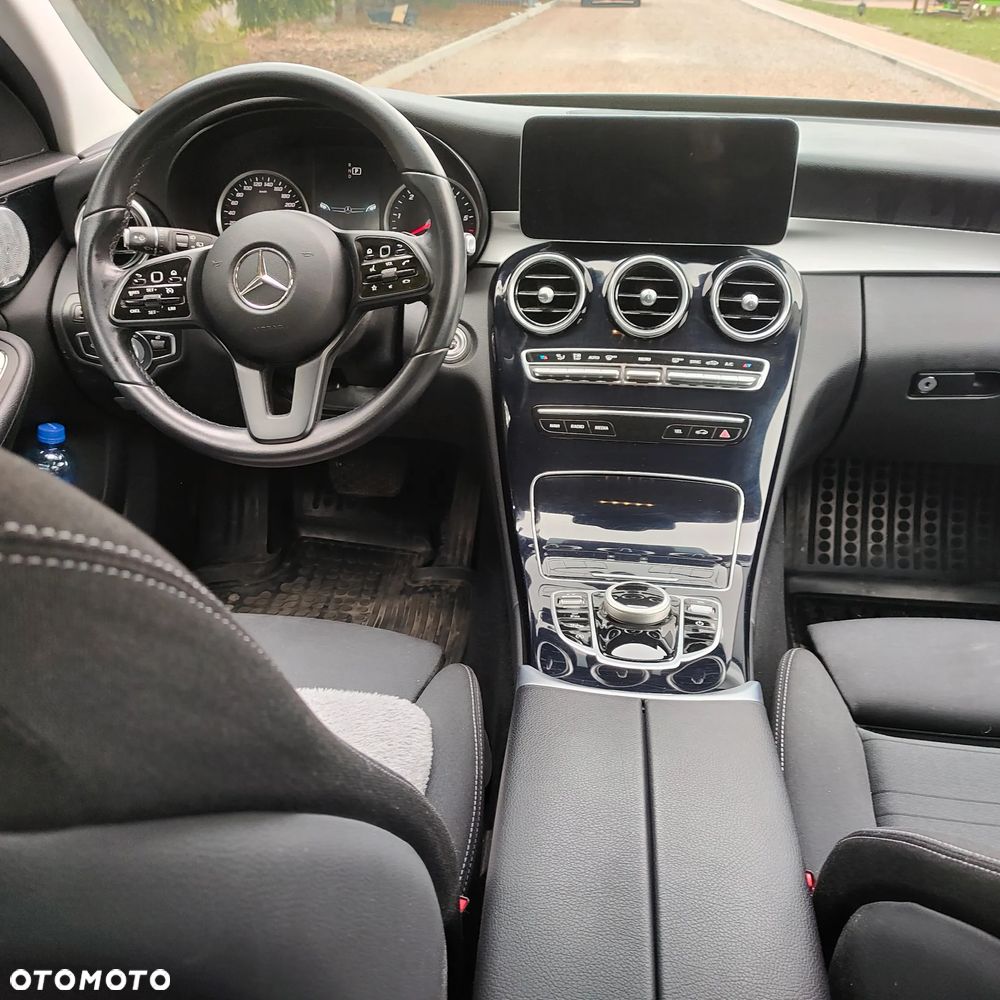 Mercedes-Benz Klasa C 200 d 9G-TRONIC - 6