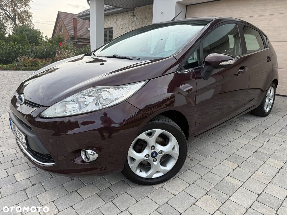 Ford Fiesta - 24