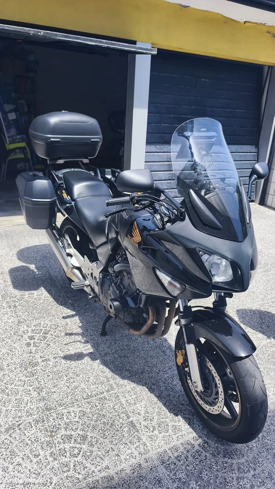 Honda CBF - 10