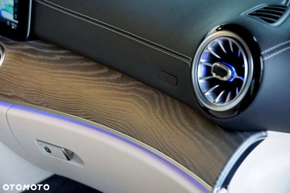 Mercedes-Benz CLS - 37