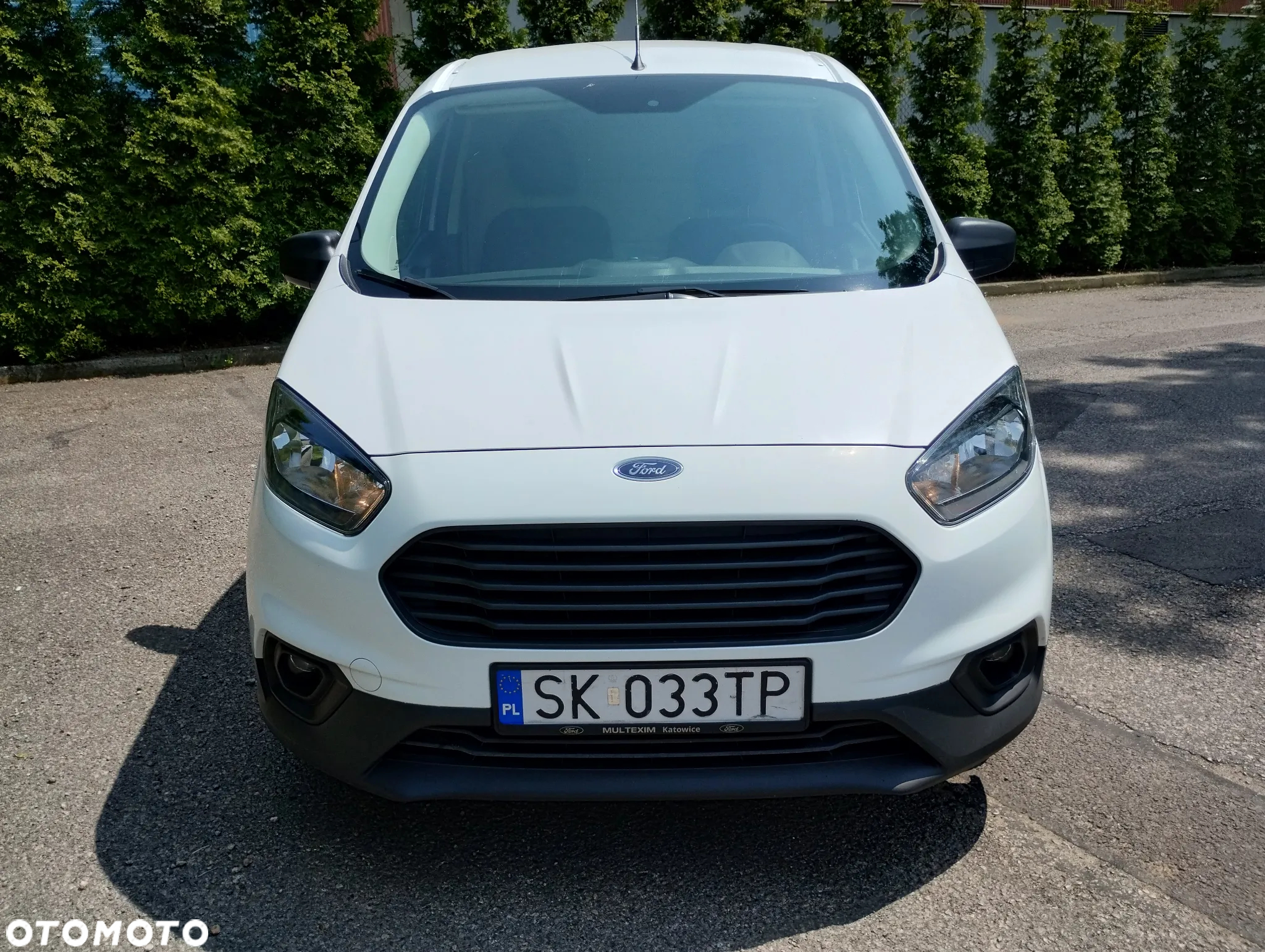 Ford Transit Courier - 2