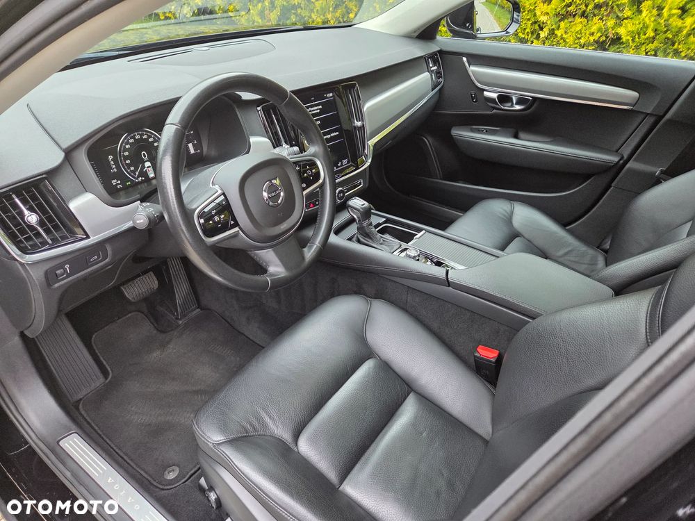 Volvo V90 - 8