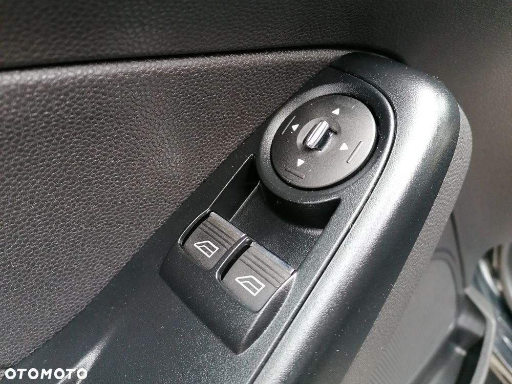 Ford Fiesta 1.25 Ambiente - 22