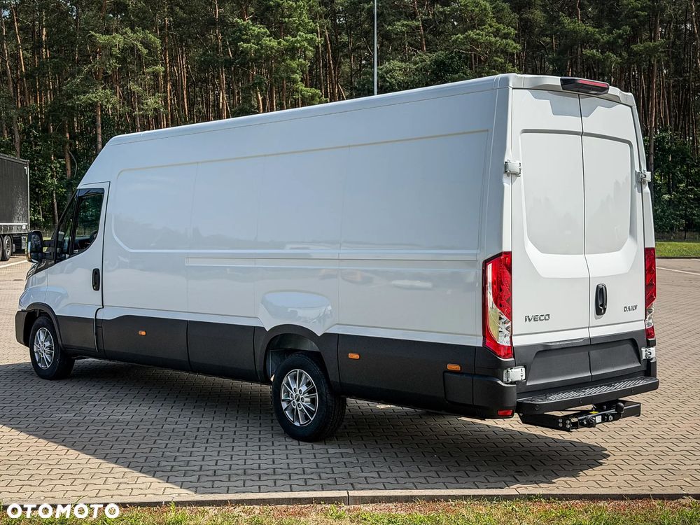 Iveco Daily 35S18HA8 V 3.0 Diesel 180KM AT8 ZF L4H2 - 10