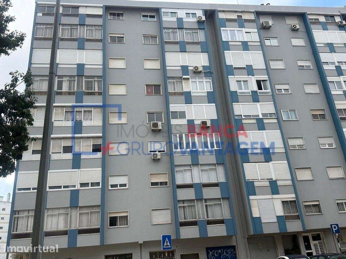 Apartamento T3 Almada - Grande imagem: 2/30