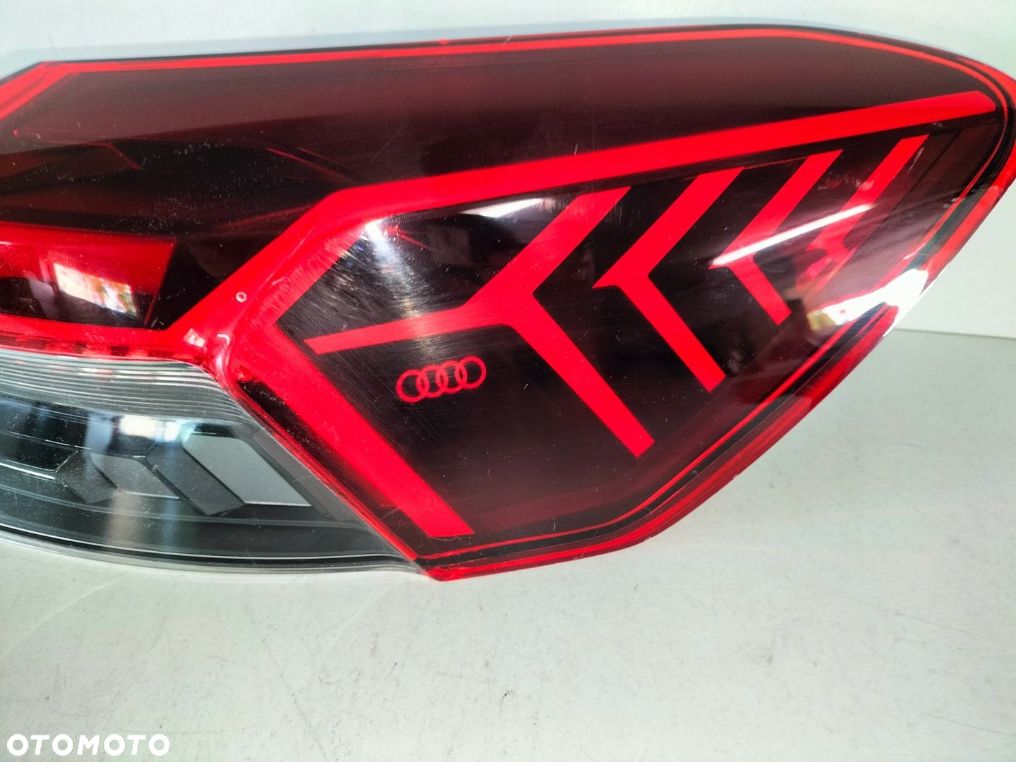 Lampa tylna tył prawa AUDI Q4 E-TRON 21- - 5