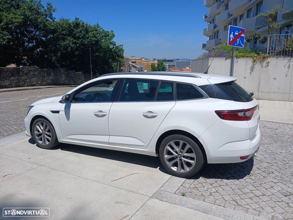 Renault Mégane Sport Tourer 1.5 dCi GT Line J18 - 18