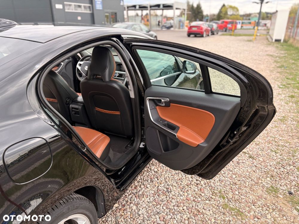 Volvo S60 2.5 T5 - 11