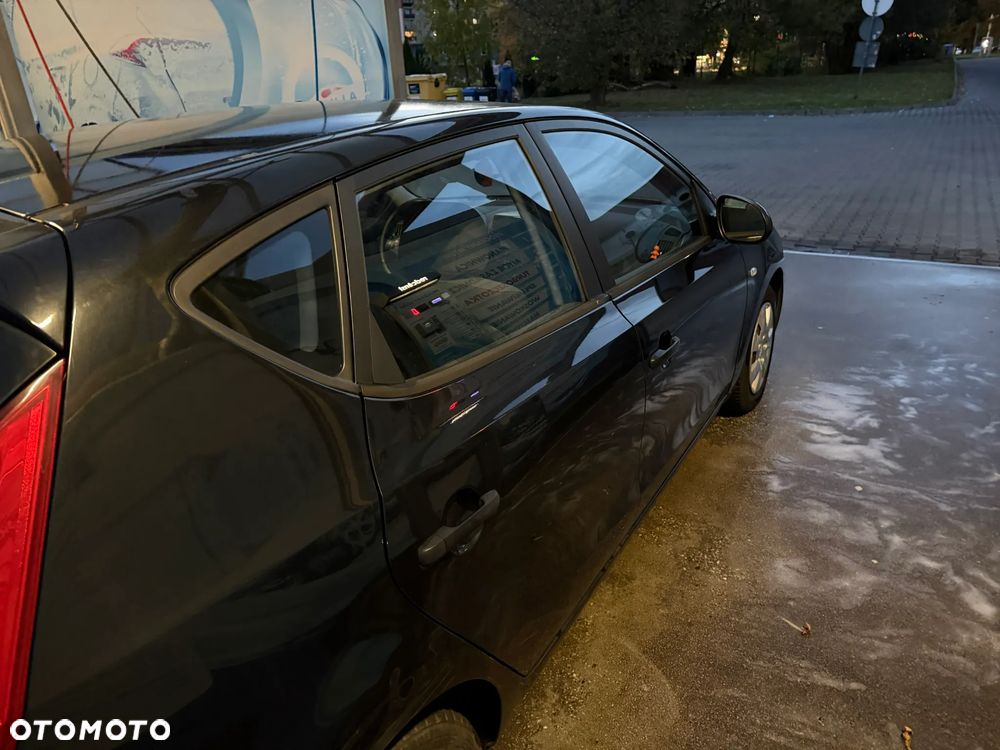 Hyundai i30 1.4 Comfort - 13