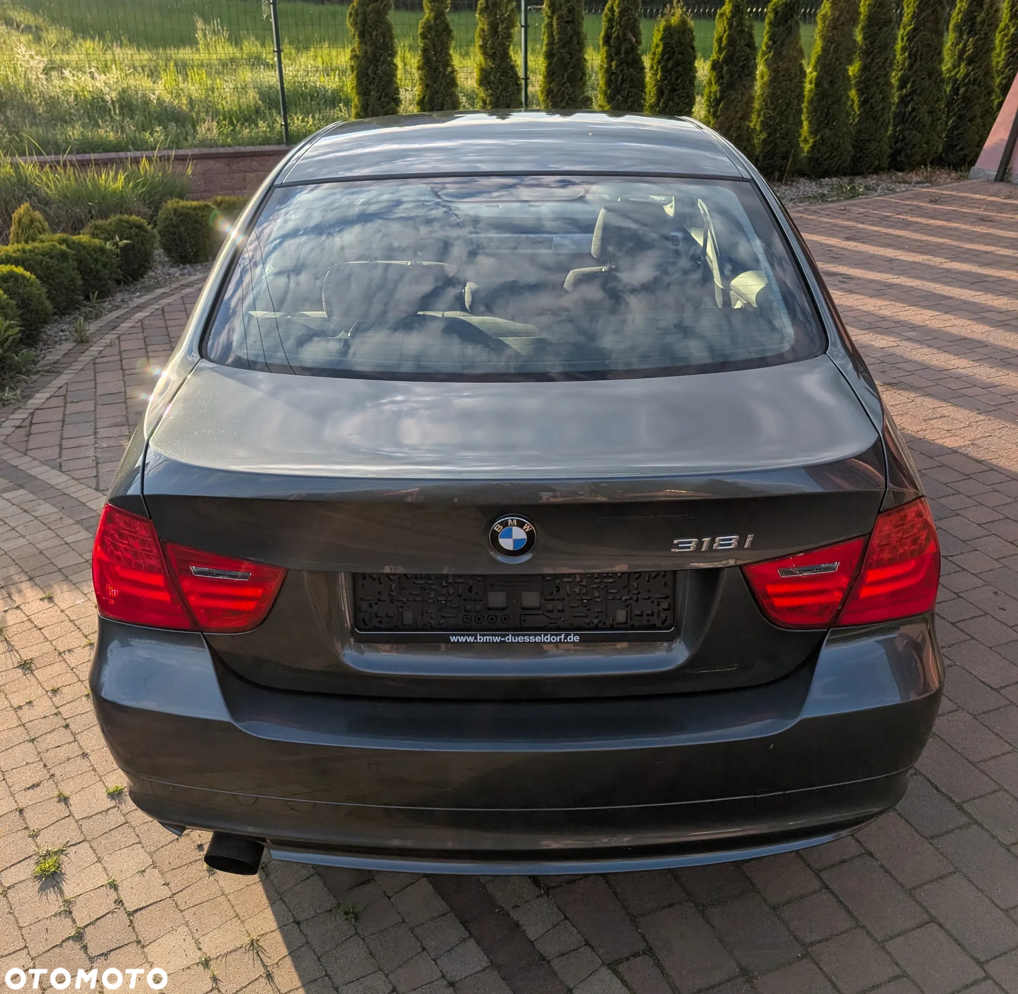 BMW Seria 3 318i - 5